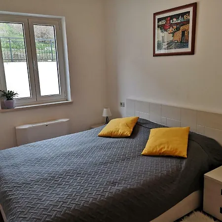 아파트 Blue Infinity 3 Lemi